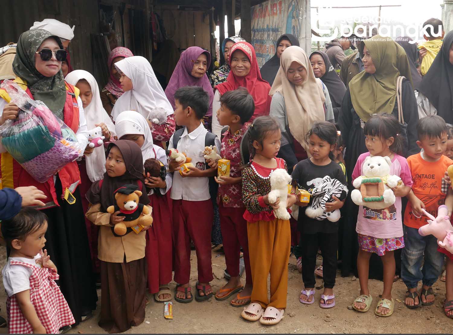 Distribusi Wakaf Quran Wakaf Pipanisasi dan Sedekah Barang Pada Oktober 2024 – 15