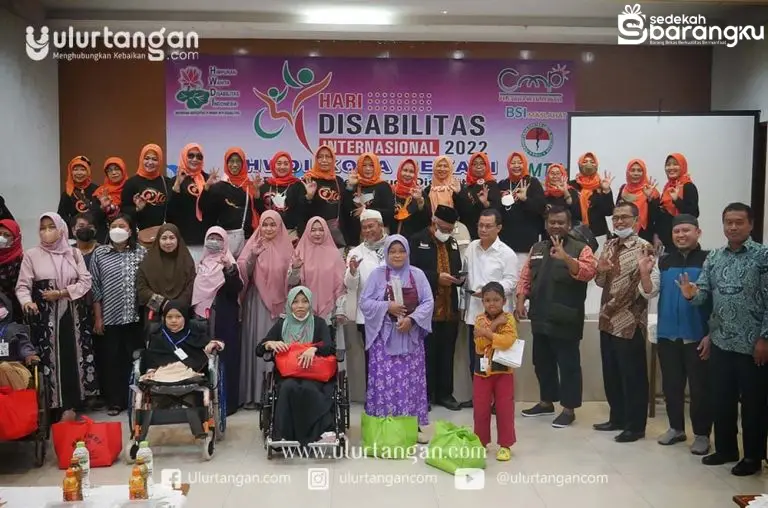 PDUI Bekasi Bersama Yayasan Indonesia  Uluran Tangan Berbagi kepada Kaum Disabilitas