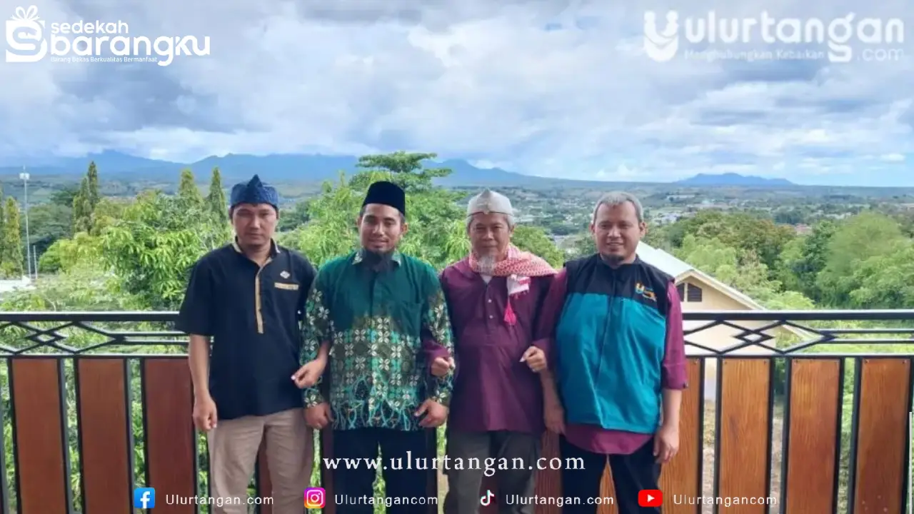 Safari Ramadhan Penuh Berkah: Hadirkan Wakaf Al-Qur’an untuk Santri Hamalatul Qur’an Sumbawa