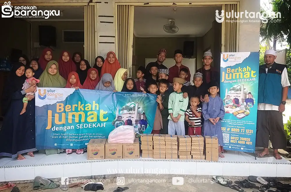 Berkah Jum’at ke-184: Ulurtangan Berbagi Makan untuk Santri Yatim & Dhuafa di Rumah Tahfidz Al-Mubarok Bekasi