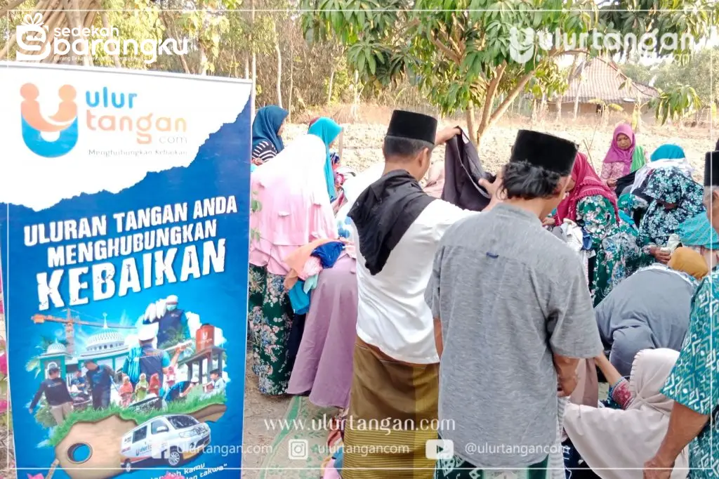 Ulurtangan Solo Salurkan Pakaian Layak Pakai, Warga Alas Kobong Antusias